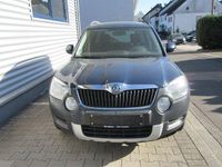 Używany Skoda Yeti Ambition 140 KM (102 kW) 2010 Niebieski SUV
