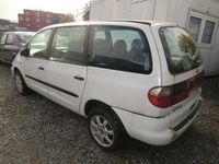 Gebraucht Ford Galaxy Ambiente 110 PS (80 kW) 1999 Weiß Van / Kleinbus