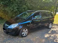 Gebraucht Opel Zafira 140 PS (102 kW) 2010 Schwarz Van / Kleinbus