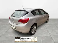 Gebraucht Opel Astra Selection 101 PS (74 kW) 2010 Silber Limousine