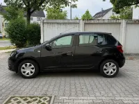 Gebraucht Dacia Sandero 75 PS (55 kW) 2014 Schwarz Kleinwagen