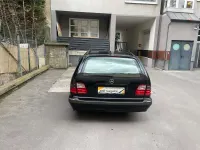 Używany Mercedes E280 Avantgarde 204 KM (150 kW) 2003 Czarny Kombi