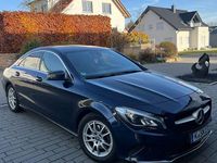 Gebraucht Mercedes CLA220 170 PS (125 kW) 2018 Blau Limousine
