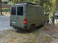 Second-hand VW LT 83 CP (61 kW) 2001 Verde Monovolum