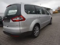 Gebraucht Ford Galaxy Ghia 175 PS (128 kW) 2009 Silber Van / Kleinbus