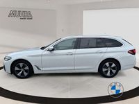 Gebraucht BMW 520 184 PS (135 kW) 2022 Alpinweiss iii Kombi