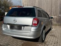 Second-hand Opel Astra 115 CP (84 kW) 2009 Argintiu Break