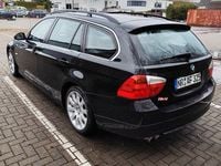 Gebraucht BMW 325 218 PS (160 kW) 2006 Schwarz Kombi