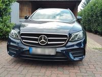 Gebraucht Mercedes E300 306 PS (225 kW) 2019 Blau Kombi