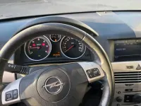 Gebraucht Opel Astra 150 PS (110 kW) 2008 Schwarz Kombi
