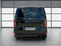 Gebraucht Ford Tourneo Titanium 136 PS (100 kW) 2025 Schwarz Van / Kleinbus