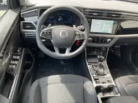 Neu KGM Korando 163 PS (119 kW) 2026 Latte greige met. ebl SUV