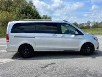 Gebraucht Mercedes V220 Edition 163 PS (119 kW) 2015 Silber Van / Kleinbus