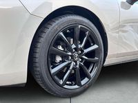 Neu Mazda 3 Center-Line 186 PS (136 kW) 2025 Platinum quartz Kleinwagen