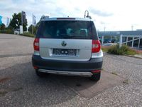 Gebraucht Skoda Yeti 105 PS (77 kW) 2011 Silber SUV