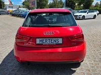 Gebraucht Audi A1 Ambition 86 PS (63 kW) 2012 Rot Limousine