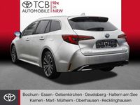Neu Toyota Corolla 178 PS (130 kW) 2025 Silber Limousine
