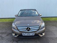 Gebraucht Mercedes B180 122 PS (89 kW) 2012 Grau Van / Kleinbus