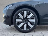 Gebraucht Volvo V90 Plus 455 PS (334 kW) 2024 Schwarz Kombi