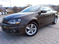 Gebraucht VW Eos 140 PS (102 kW) 2011 Black oak brown metallic Cabrio