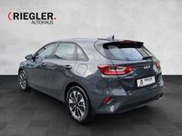 Neu Kia Ceed Vision 140 PS (102 kW) 2025 Grün Kleinwagen
