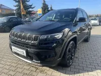 Käytetty Jeep Compass 239 HP (175 kW) 2022 Musta Katumaasturi