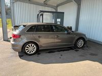 Gebraucht Audi A3 S-Line 179 PS (131 kW) 2015 Braun Limousine