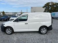 Second-hand VW Caddy 102 CP (75 kW) 2023 Alb Monovolum