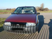 Gebraucht Ford Fiesta 60 PS (44 kW) 1997 Rot Kleinwagen