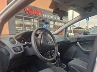 Gebraucht Ford Fiesta Trend 75 PS (55 kW) 2009 Weiß Kleinwagen