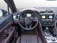 Gebraucht Bentley Bentayga 549 PS (403 kW) 2025 Grün SUV