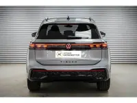 Neu VW Tiguan R-line 193 PS (141 kW) 2025 Oyster silver metallic SUV