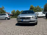 Gebraucht Opel Corsa 65 PS (47 kW) 2000 Silber Kleinwagen
