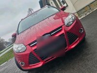 Usata Ford Focus 125 CV (91 kW) 2012 Rosso Station wagon