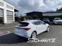 Gebraucht Seat Leon Style 150 PS (110 kW) 2024 Weiß Limousine