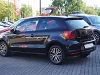 Gebraucht VW Polo Allstar 90 PS (66 kW) 2016 Deep black perleffekt Kleinwagen