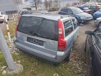 Używany Volvo V70 200 KM (147 kW) 2000 Niebieski Kombi