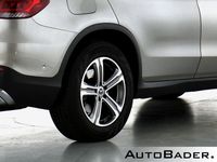 Gebraucht Mercedes GLC220 Exclusive 194 PS (142 kW) 2022 859 mojavesilber SUV