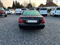 Gebraucht Mercedes E200 122 PS (89 kW) 2003 Schwarz Limousine