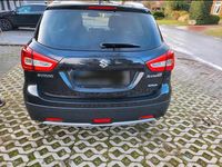Gebraucht Suzuki SX4 129 PS (94 kW) 2020 Schwarz SUV