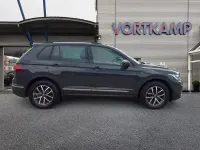 Gebraucht VW Tiguan Life 150 PS (110 kW) 2022 Uranograu SUV