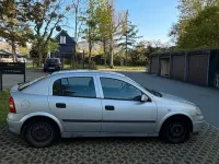 Gebraucht Opel Astra 101 PS (74 kW) 2001 Silber Kleinwagen