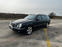 Gebraucht Mercedes E430 279 PS (205 kW) 2003 Violet Limousine