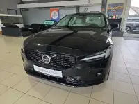 Gebraucht Volvo S60 Ultimate 250 PS (183 kW) 2023 Schwarz Limousine