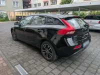 Usata Volvo V40 Momentum 120 CV (88 kW) 2016 Nero Berlina