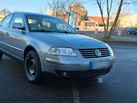 Gebraucht VW Passat 131 PS (96 kW) 2002 Grau Limousine