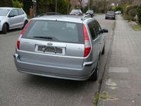 Gebraucht Ford Mondeo Trend 131 PS (96 kW) 2006 Silber Kombi