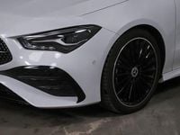 Gebraucht Mercedes CLA200 AMG 150 PS (110 kW) 2024 Weiss digitalweiss metallic Coupé