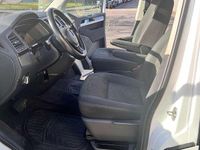 Gebraucht VW T6 Highline 150 PS (110 kW) 2016 Weiß Van
