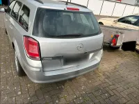 Gebraucht Opel Astra 90 PS (66 kW) 2006 Silber Kombi